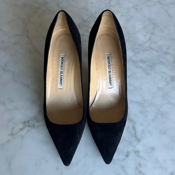 Manolo Blahnik black suede pumps 38.5 - Picture 1 of 8